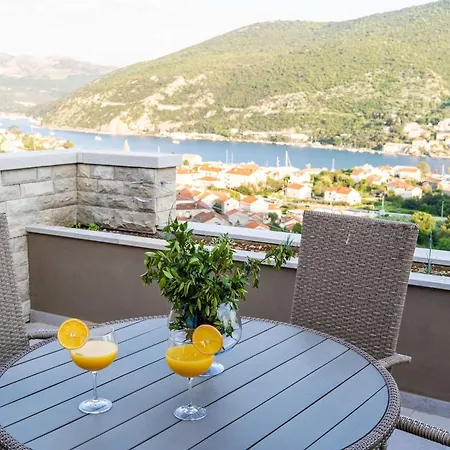 Apartment Arcadia - One Bedroom With Terrace And Sea View