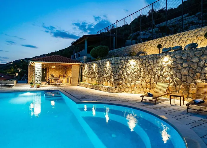 Arcadia - One Bedroom With Terrace And Sea View Apartment *