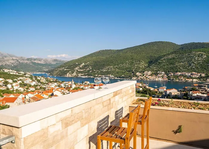 Apartment Arcadia - One Bedroom With Terrace And Sea View *
