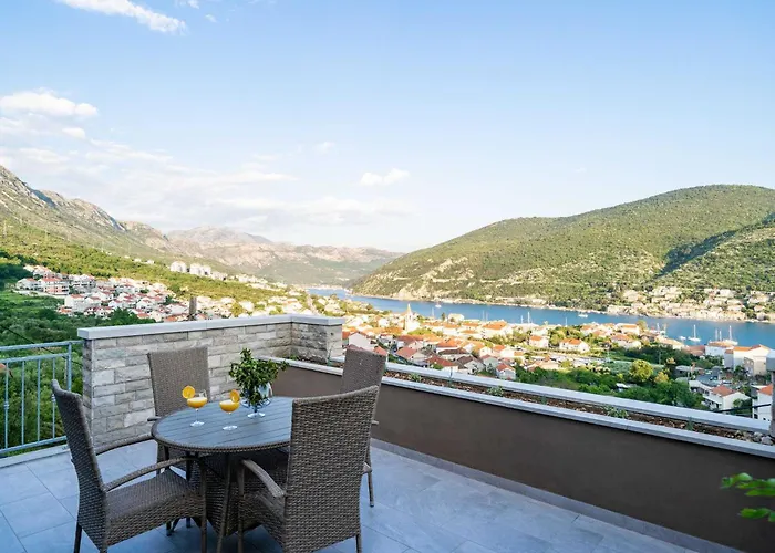 公寓 Arcadia - One Bedroom With Terrace And Sea View *