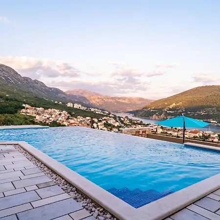 Arcadia - One Bedroom With Terrace And Sea View Daire